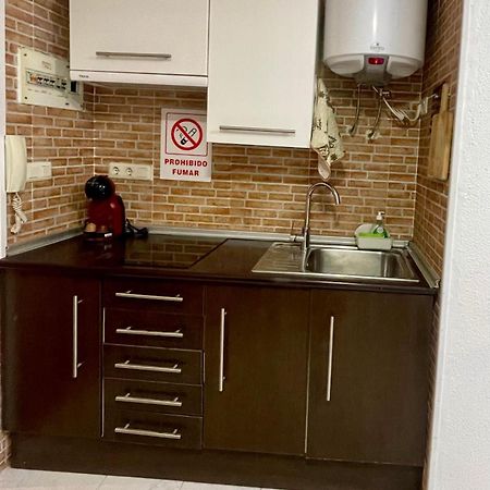 Studio Flat 150M Away From Beach Torrevieja Eksteriør billede
