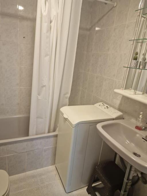 Studio Flat 150M Away From Beach Torrevieja Eksteriør billede